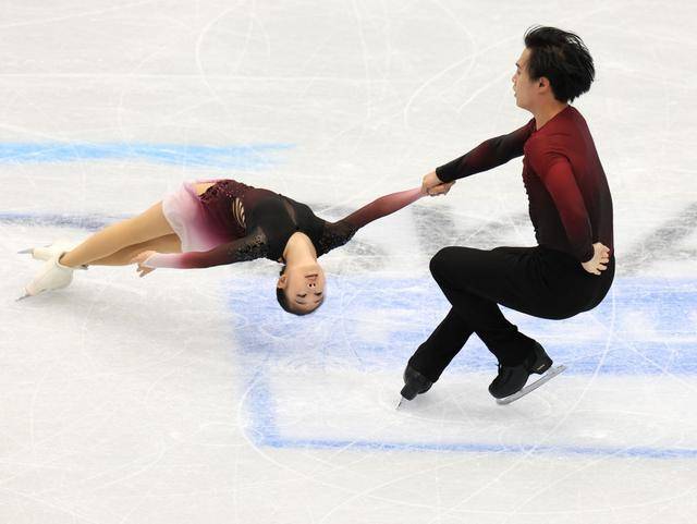 花滑奥运资格赛：中国选手首日表现不俗