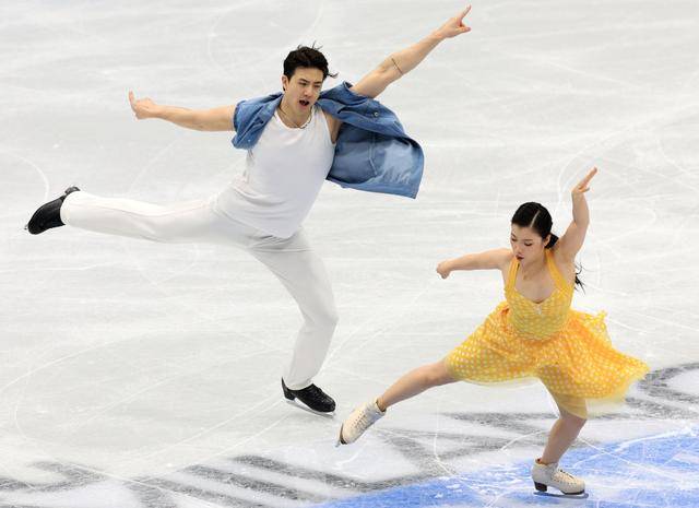 花滑奥运资格赛：中国选手首日表现不俗