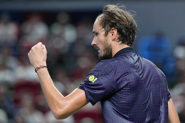 梅德韦杰夫挺进上海大师赛半决赛